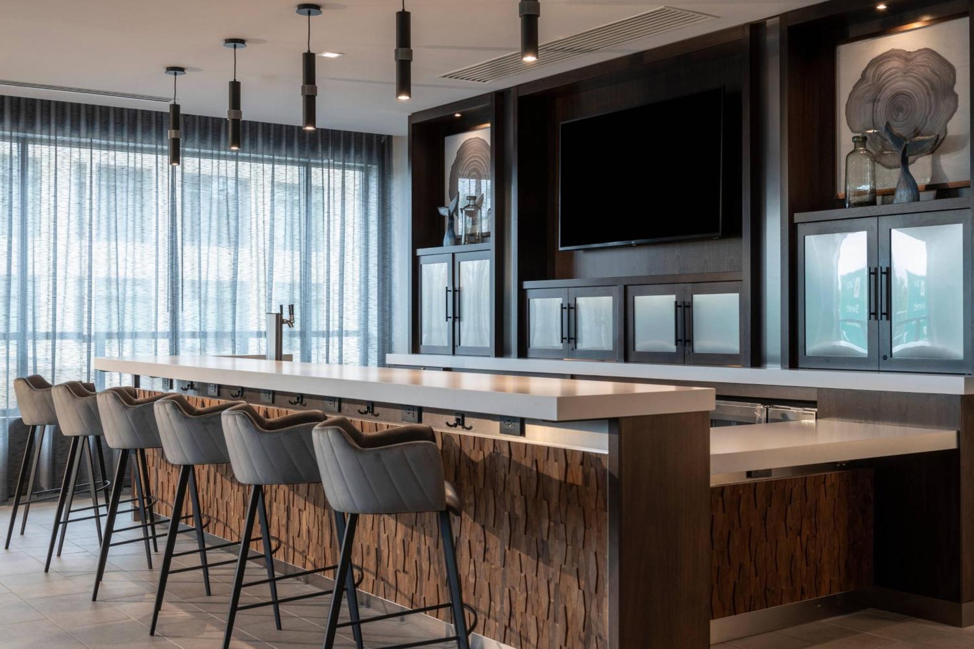 Towneplace Suites By Marriott Boston Medford Eksteriør bilde