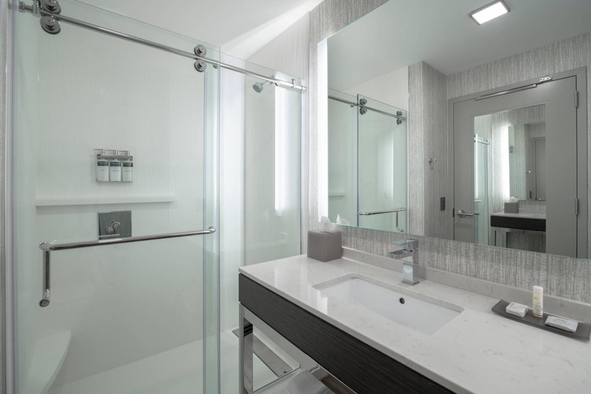 Towneplace Suites By Marriott Boston Medford Eksteriør bilde
